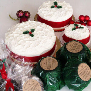 Christmas Cakes and Puddings